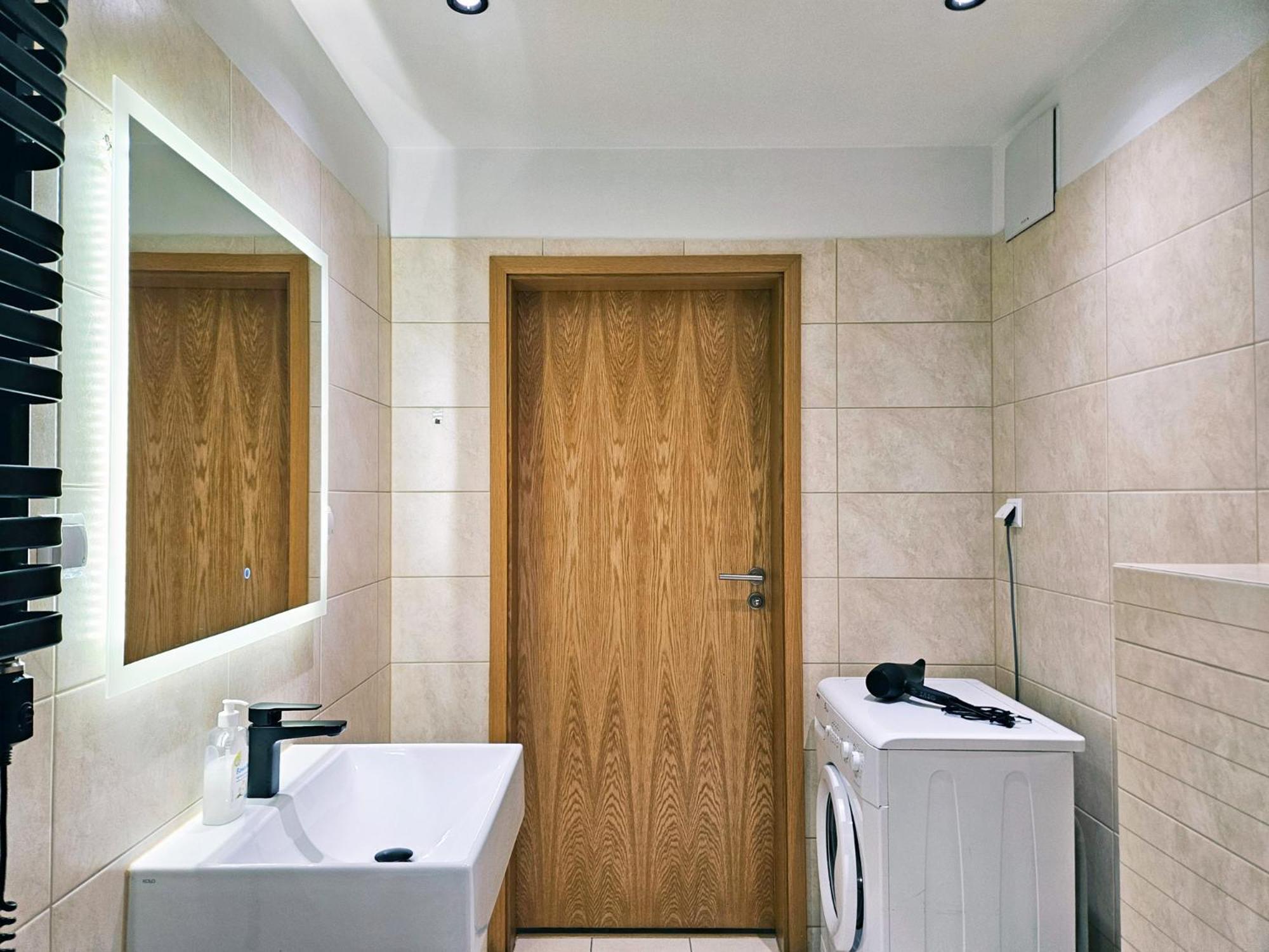 Old Town Plaza Apartment Краков Экстерьер фото